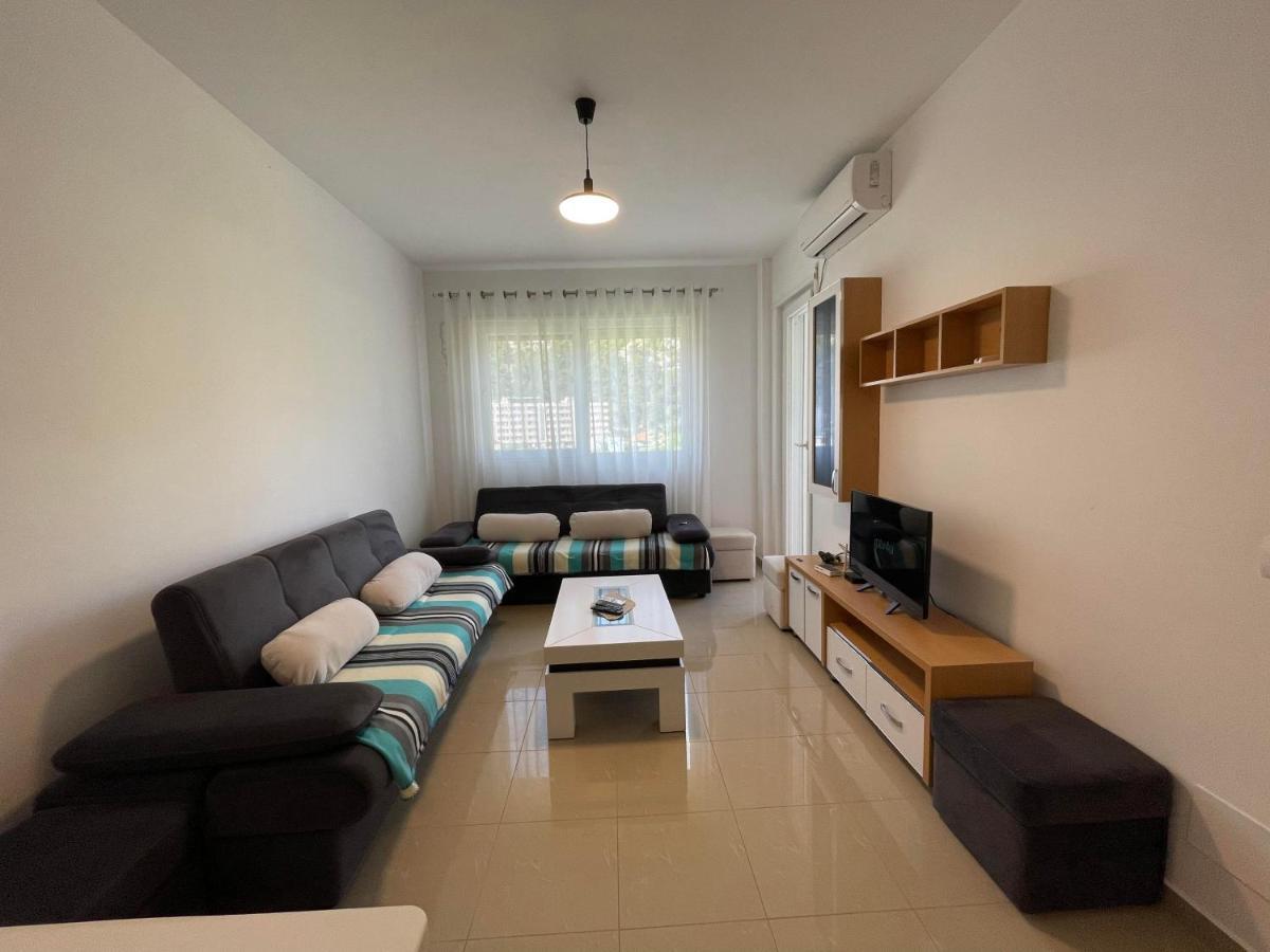 Nimfeum Apartments Shëngjin Exterior foto