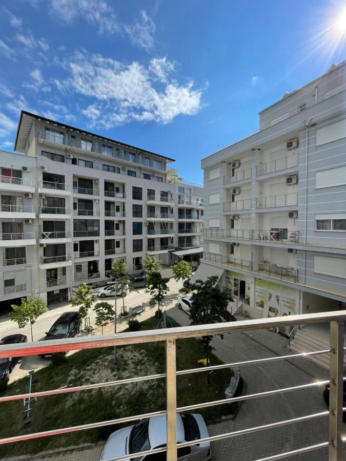 Nimfeum Apartments Shëngjin Exterior foto